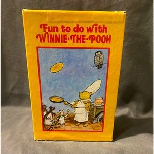 Fun to do with Winnie the Pooh 1977 Four Book Set in Box